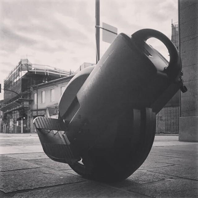 独轮平衡车 独轮车平衡车 火星车